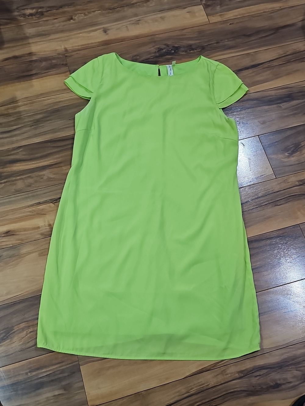 Pink Owl Women’s Medium Lime Green Shift Dress - Elegant Short Sleeve